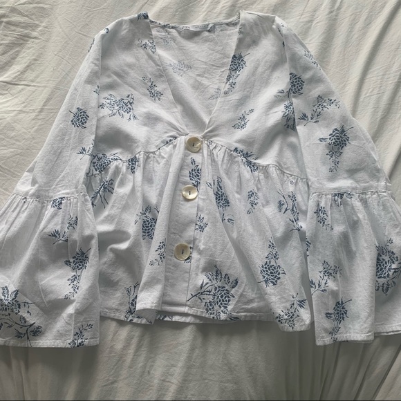 Zara Floral Top - Picture 2 of 4